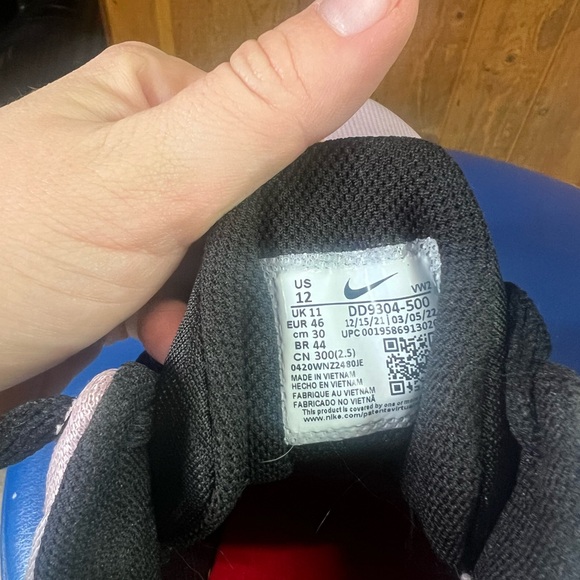 NWOT Men’s Nike renew running shoes - Picture 5 of 5